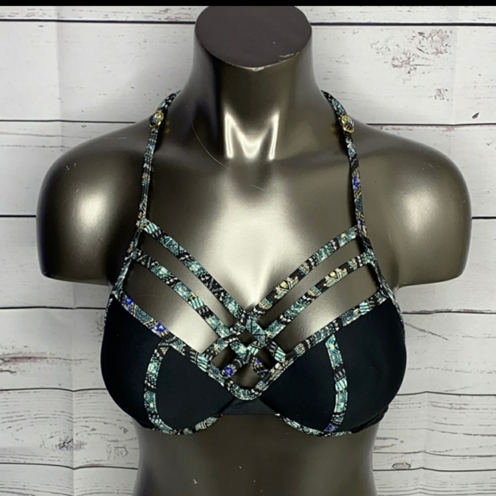 Black crisscross bikini top